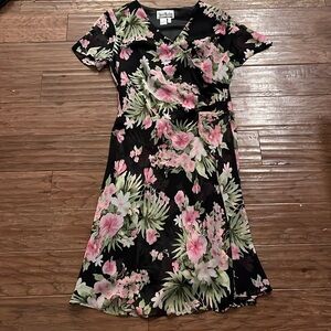 Sheri Martin Size 12 Floral Print Dress